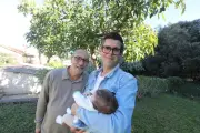 Grasse : le parcours de 7 ans d'un couple gay pour devenir parents par GPA aux États-Unis
