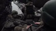 Guerre en Ukraine : Moscou développe un casque connecté à l'IA pour ses soldats
