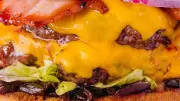 Hamburger à 9 450 € : le sandwich le plus cher du monde dévoile ses secrets