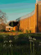 Hermès ouvre une nouvelle maroquinerie à Loupes : l'artisanat d'excellence au cœur de la croissance