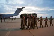 Hommage national à Montauban pour deux soldats tués au Liban, la ministre des Armées préside