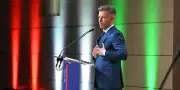 Hongrie : Peter Magyar veut limiter à deux mandats le poste de Premier ministre