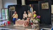 Humour et réflexion au théâtre avec la compagnie AOC