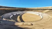 Inauguration des arènes d'Oran en 1954 : un événement historique dans l'Algérie française