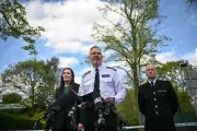 Incendies antisémites à Londres : Starmer choqué, la police antiterroriste enquête sur un lien avec l'Iran
