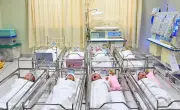 Indonésie : 19 personnes inculpées pour un réseau de traite de bébés vers Singapour