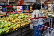 Inflation en France : les prix dopés par le pétrole en mars, hausse de 1% sur le mois