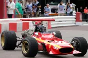Jacky Ickx, 81 ans, émerveille Monaco au volant de sa Ferrari 312 F1 de 1968