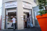 L214 et Coquerel : le poulet, la malbouffe et l'hypocrisie politique