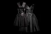 La collection Dior d'Azzedine Alaïa exposée à Paris : un trésor insoupçonné