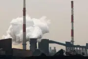 La France en retard sur ses objectifs climatiques : une baisse des émissions insuffisante en 2025