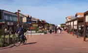 Lacanau rayonne sous un soleil estival précoce, boostant le tourisme girondin