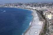 Le canon de Nice retentit à 11h pour un poisson d'avril traditionnel