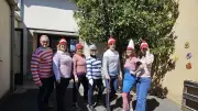 Le carnaval scolaire d'Adissan célèbre le thème 'Où est Charlie ?' avec succès