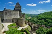 Le château de Castelnaud anime les vacances de printemps avec des spectacles médiévaux