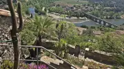 Le Jardin méditerranéen de Roquebrun, un trésor botanique menacé par des coupes budgétaires