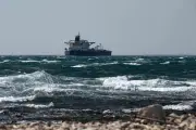 Le pétrolier russe Deyna quitte les eaux françaises après paiement d'une amende