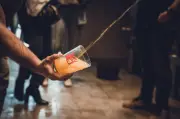 Le sagardo, vin de pomme basque, célébré dans les cidreries comme la Kupela Sagardotegia à Bayonne