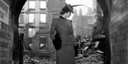 Lee Miller au MAM Paris : de mannequin à photographe de guerre, une vie radicale