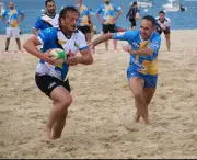 Les Cayoks relancent leur tournoi de beach rugby festif sur la plage d'Eyrac à Arcachon