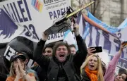 L'influence de Javier Milei en France : les politiques français séduits par le modèle argentin