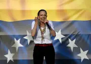 María Corina Machado défend son soutien à Trump et prépare son retour au Venezuela