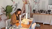 Marjolaine Degousse : de l'assistante maternelle à l'artisane bijoutière et onglerie