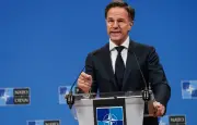 Mark Rutte rencontre Donald Trump à Washington dans un contexte de tensions sur l'OTAN