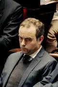À Matignon, Sébastien Lecornu est mis en difficulté par les agriculteurs