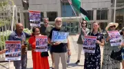 Militant relaxé pour affiche associant élus PS à « génocide »