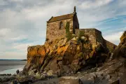Mont Saint-Michel : appel aux dons pour sauver la chapelle Saint-Aubert