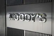 Moodys maintient la note de la France mais alerte sur l'instabilité politique