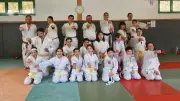 Nancy Garcia, championne de karaté, inspire les jeunes sportifs en Lozère