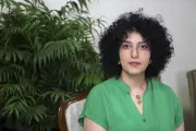 Narges Mohammadi, prix Nobel de la paix, dans un état critique en prison en Iran
