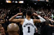 NBA : Wembanyama et les Spurs éliminent Portland et filent au 2e tour