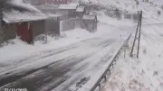 Neige abondante dans les Pyrénées et premiers flocons en Lozère