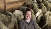 Noëlie, 18 ans, future éleveuse dans les Monts de Lacaune