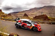 Ogier vainqueur aux Canaries, Solberg abandonne