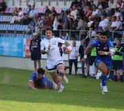 Oliver Cummins, le centre australien du SUA, récidive avec un essai de 90 mètres à Aurillac