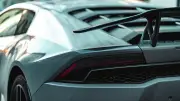Pizzas gratuites en Ferrari : le pari fou d'un livreur de 23 ans sur YouTube
