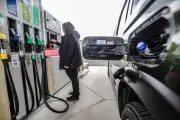 Pénuries de carburant en France : la carte s'assombrit malgré des prix stables
