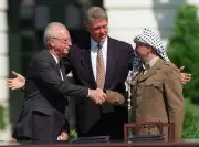 Poignées de main historiques : quand les dirigeants se rapprochent