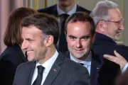 Popularité en baisse pour Macron et Lecornu, plongée historique pour le Premier ministre