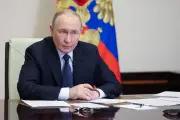 Poutine annonce un cessez-le-feu pour Pâques orthodoxe, Kiev propose aussi une pause