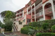 Procès à Pau pour un drame hôtelier à Anglet : un homme jugé après une bagarre mortelle