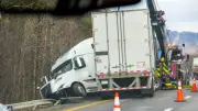 Pérou : 14 morts dans une collision entre un minibus et un camion