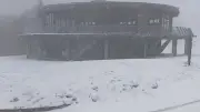 Retour inattendu de la neige sur les sommets cévenols en plein mois d'avril