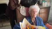 Rose Vassail, 103 ans, doyenne de Castries et passionnée de lecture