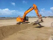Royan lance une vaste opération de réensablement de ses plages avant l'été