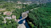 Rupture de digue sur la Cèze : saison touristique menacée à Saint-Ambroix